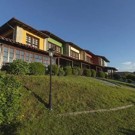 Playa De Guadamia * Llames de Pría